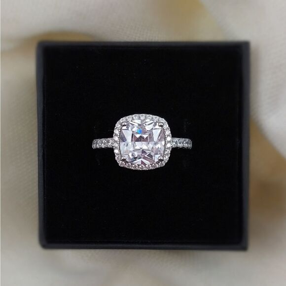 4 Carat Engagement Ring 925 Sterling Silver - Picture 5 of 11
